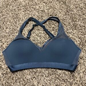Victorias Secret Incredible Lightweight Sports Bra 34B